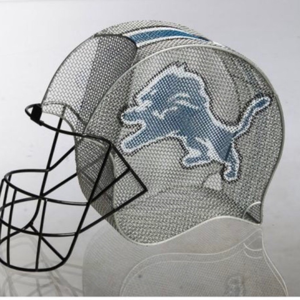New nfl  Detroit Lions Wine Bottle and Cork Holder